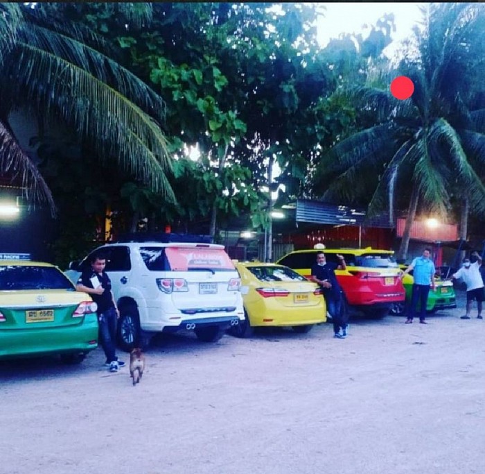 A Taxi service กับทีมงานคุณภาพ